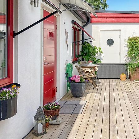 Cozy Home In Borgholm With Wifi Zewnętrze zdjęcie